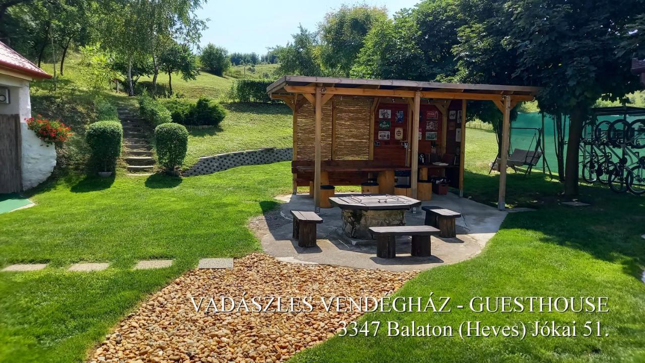 Vadaszles Vendeghaz Bukkszentmarton Exterior foto